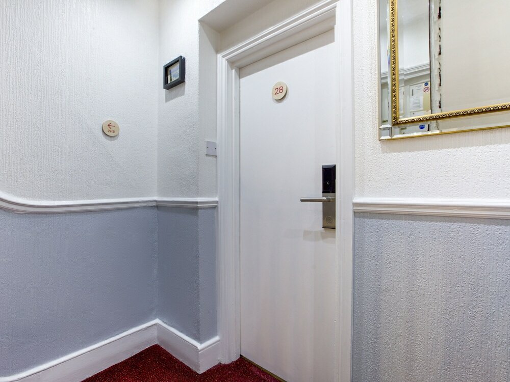 Фото Oyo Sino Hotel