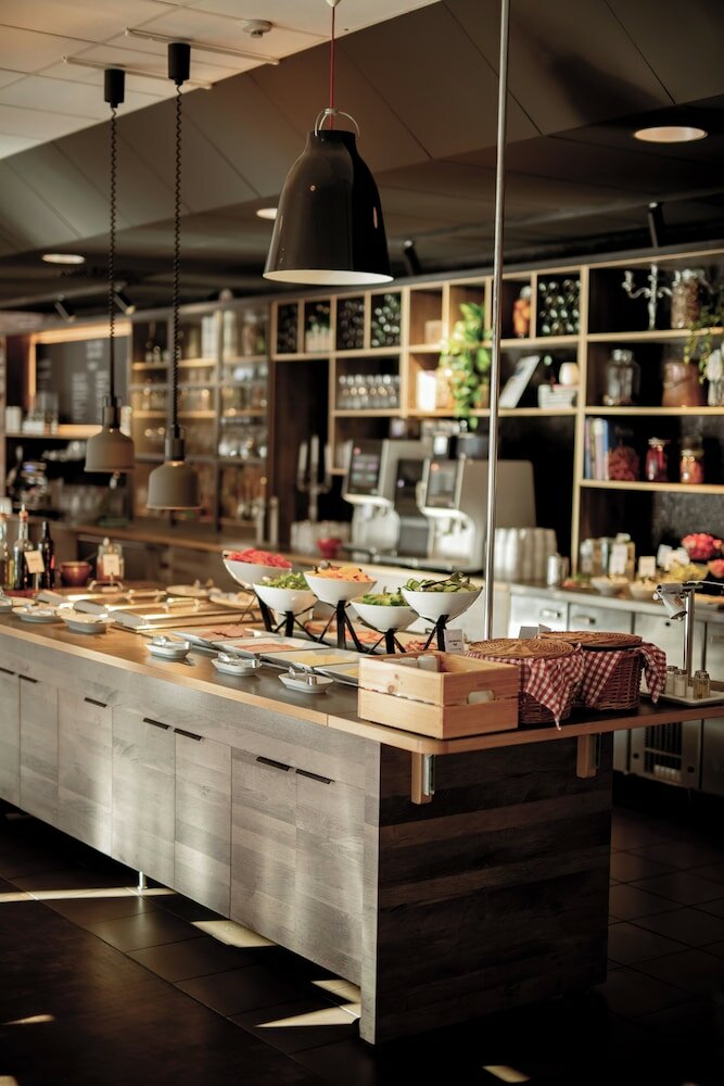 Фото Quality Hotel Royal Corner