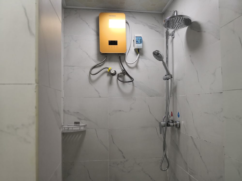 Фото Listening To The Rain Hall Inn