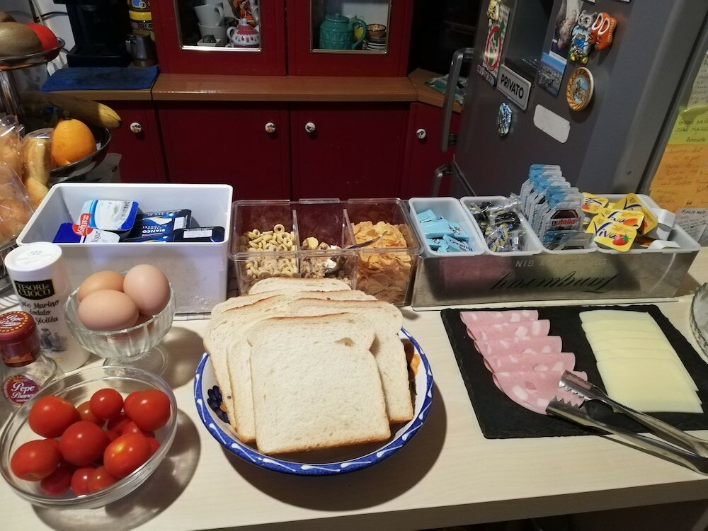 Фото B&b Aloi Rooms