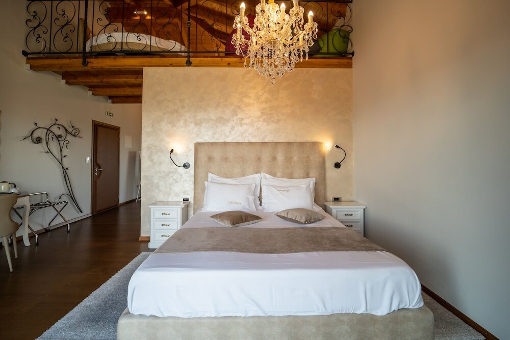 Фото Wine Residence Cattunar