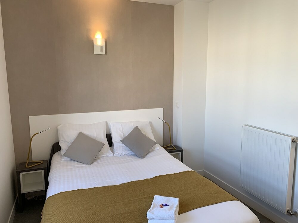 Фото Moov'Appart Hotel Clichy