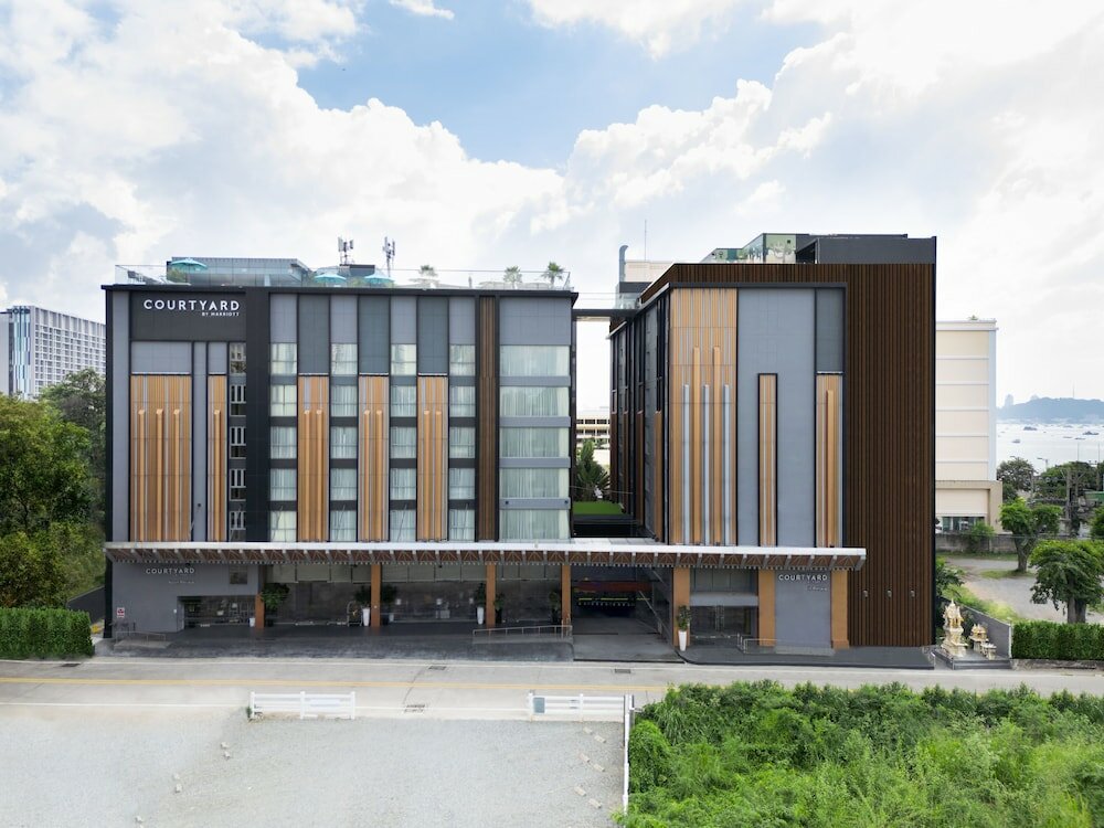 Фото Courtyard by Marriott North Pattaya