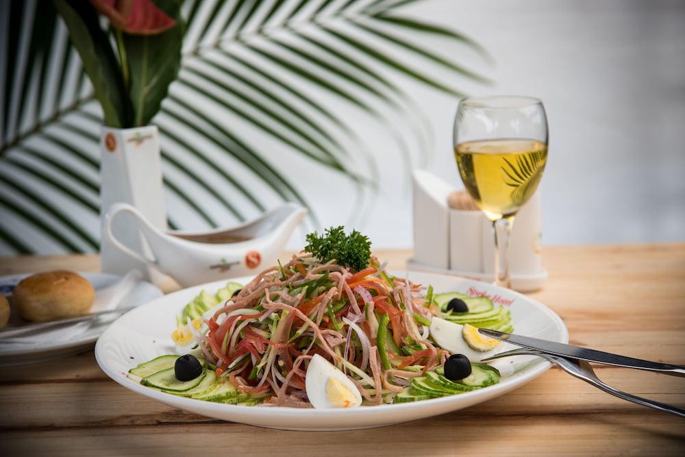 Фото Dolphin Suites