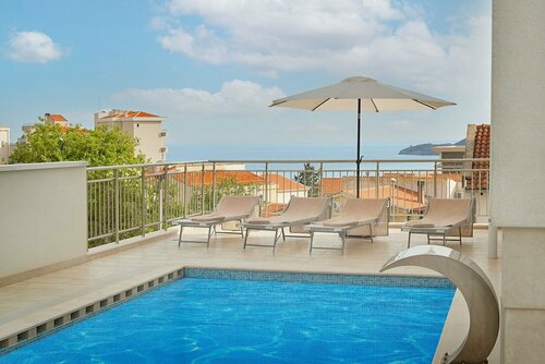 Гостиница Hotel Larimar в Бечичи