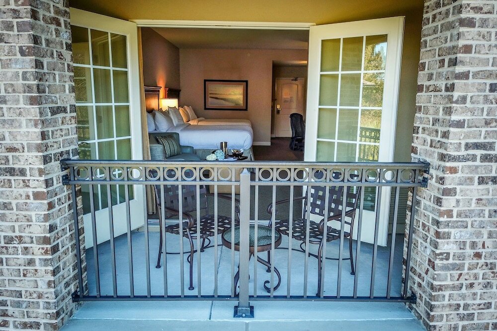 Фото Courtyard by Marriott Charleston Mount Pleasant