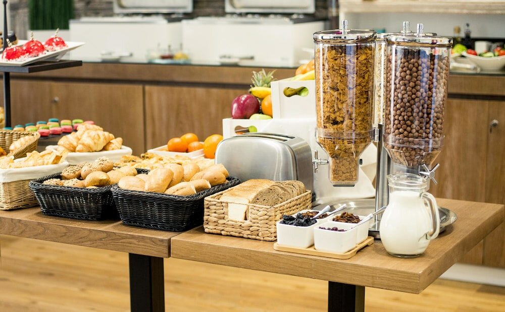 Фото Hotel Belgrade Inn