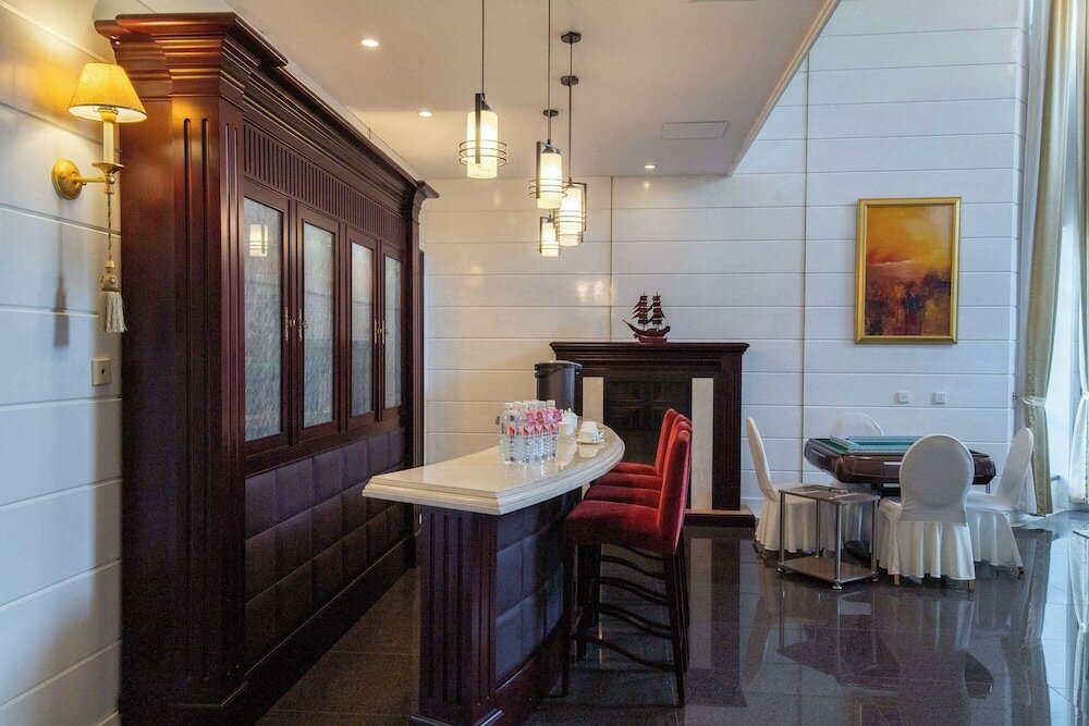 Фото Ramada Plaza Sino Bay Shanghai