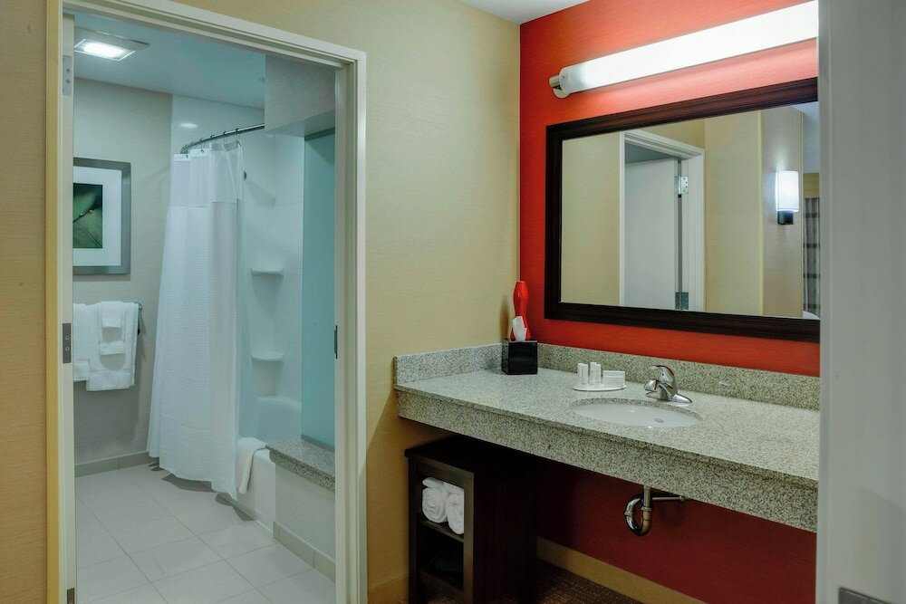 Фото Courtyard Indianapolis Noblesville