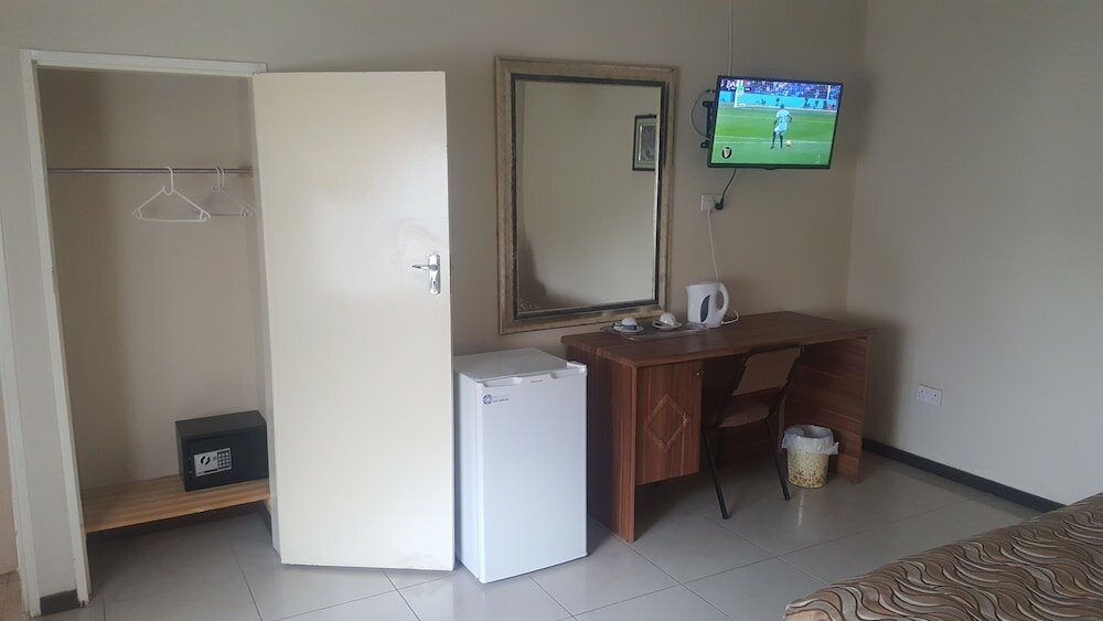 Фото Mosi-O-Tunya Executive Lodge