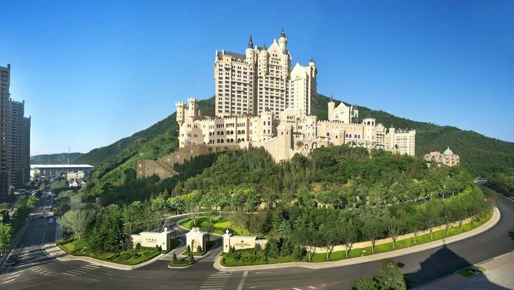 Фото The Castle Hotel a Luxury Collection Hotel Dalian