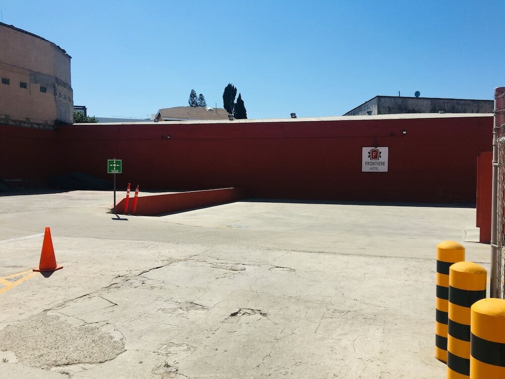 Фото Hotel Frontiere