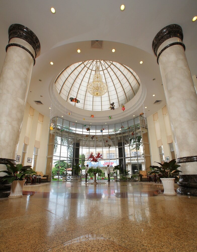 Фото First Hotel