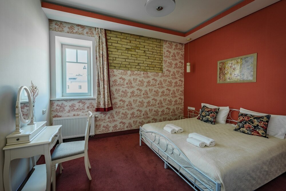 Фото Арт-отель Лунный сад