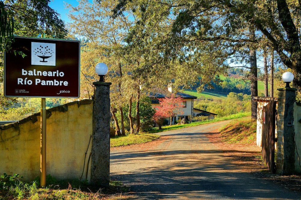 Фото Hotel Balneario Rio Pambre