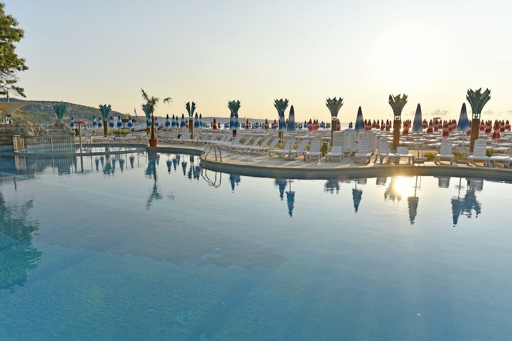 Фото Hotel Boryana