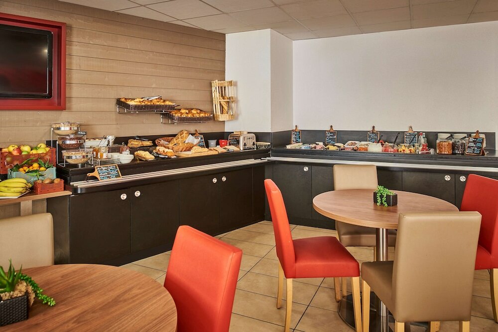 Фото Campanile Lyon Centre Berges du Rhône