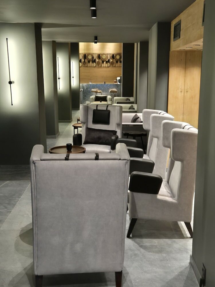 Фото The Alassia Hotel