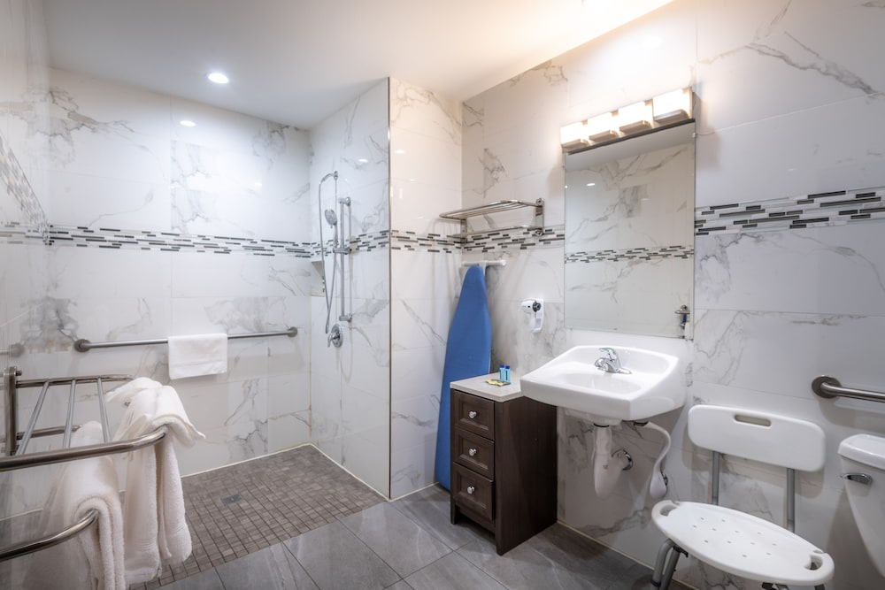 Фото Hotel H Wood