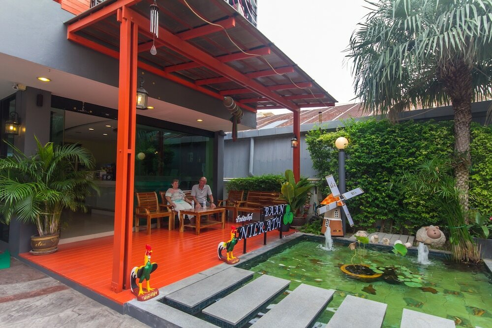 Фото Baannilrath Hotel