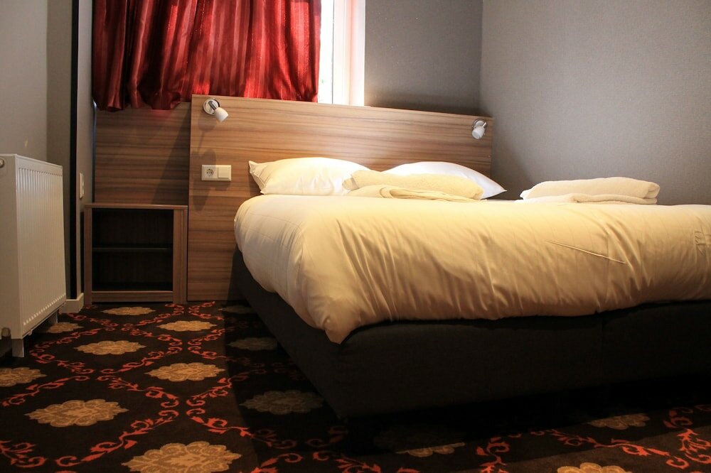 Фото Aston City Hotel