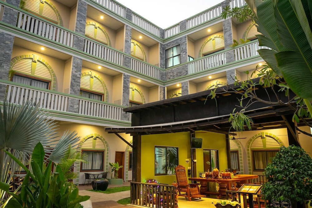 Фото Reveal Angkor Hotel