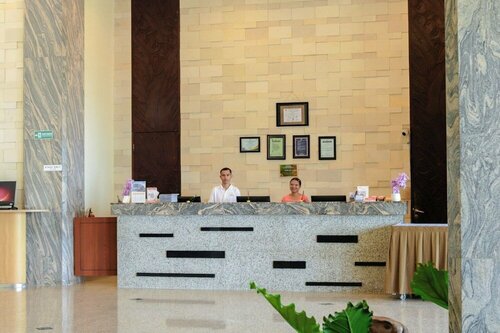 Внешний вид отеля Laprima Hotel Flores в Лабуан-Баджо, фото 2