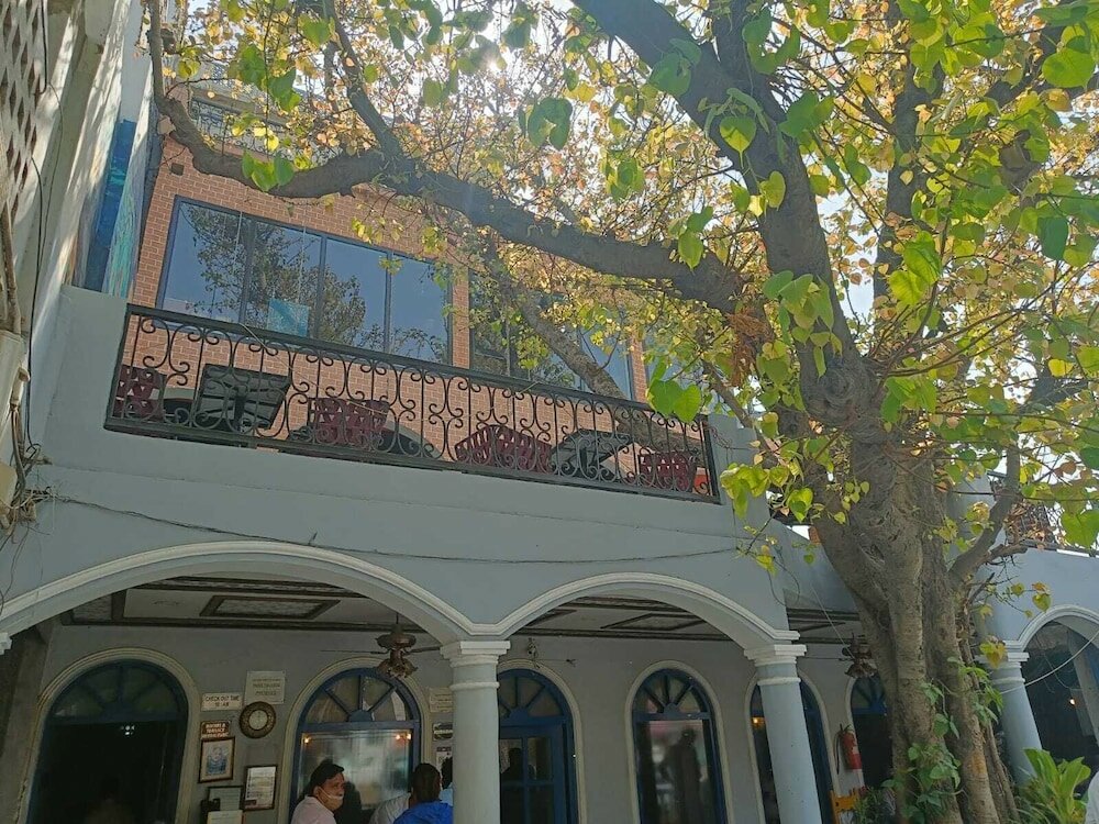 Фото Maya Hotel & Restaurant