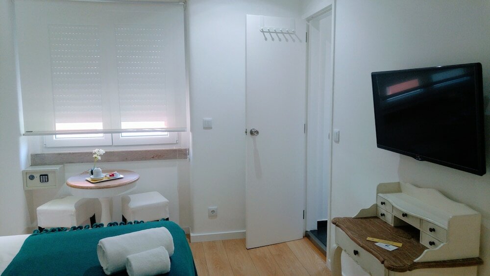 Фото Lisbon Terrace Suites Apartment for Large Groups with Amazing Terrace