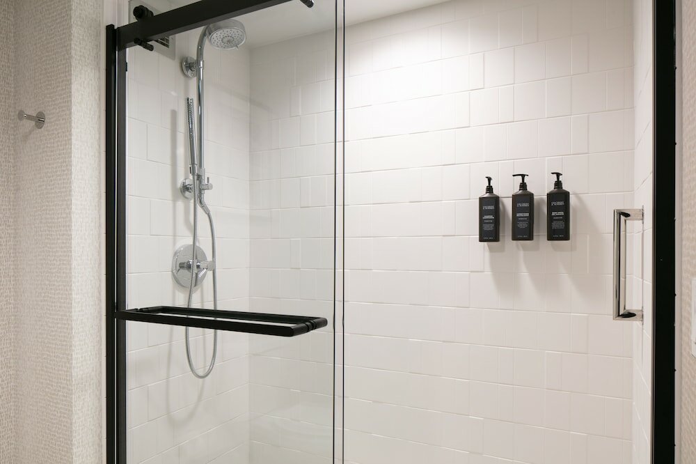 Фото Sheraton Overland Park Hotel at the Convention Center