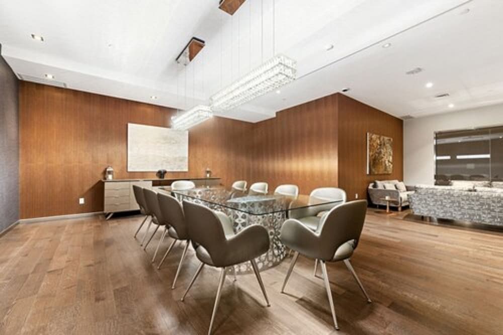 Фото ReStays Ottawa