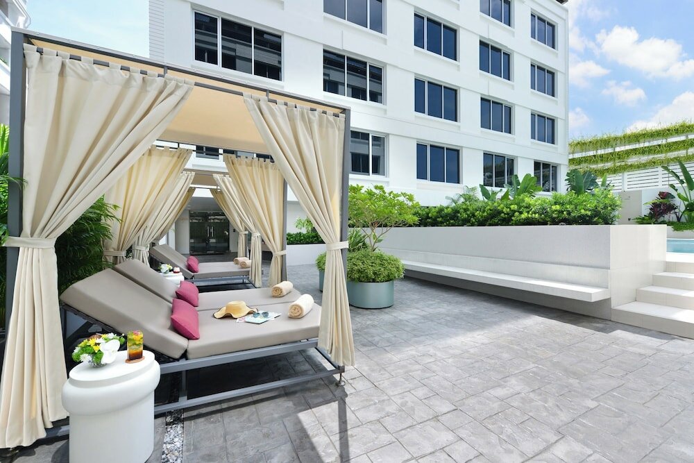 Фото Centre Point Sukhumvit 10