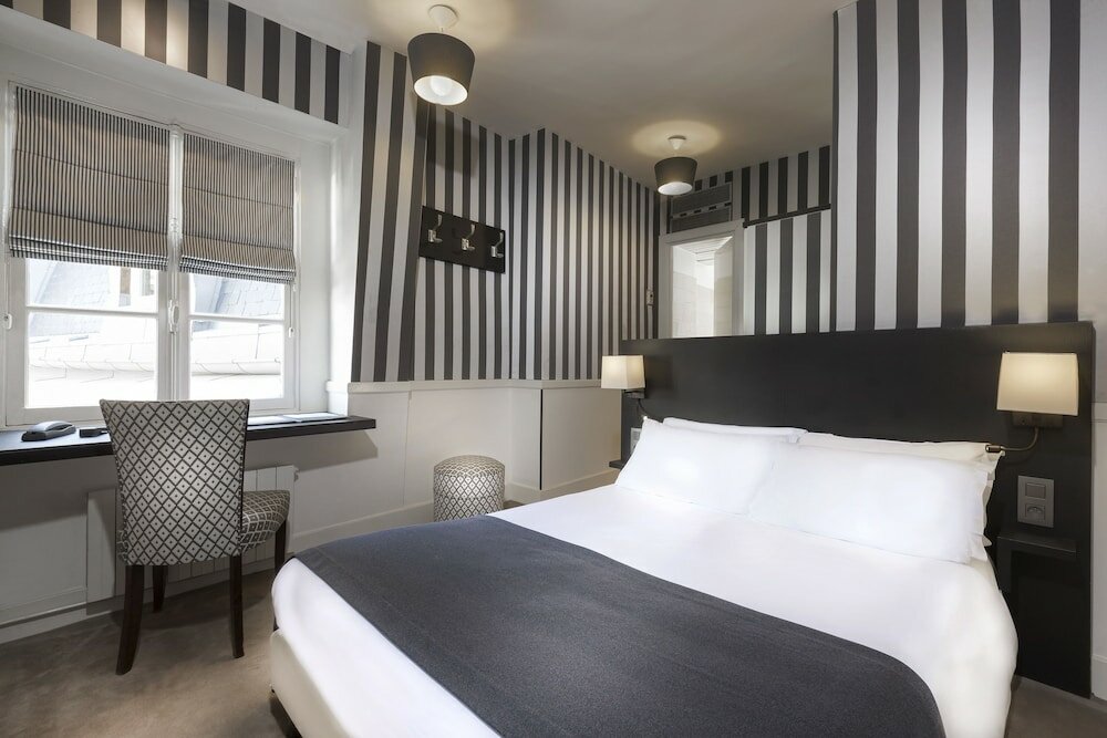 Фото Odeon Hotel