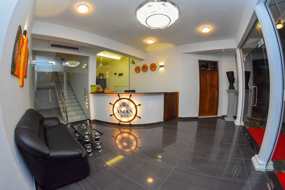 Фото Asian Grand Hotel