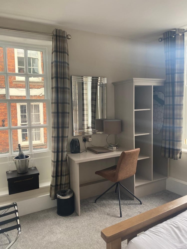 Фото The Loopy Shrew