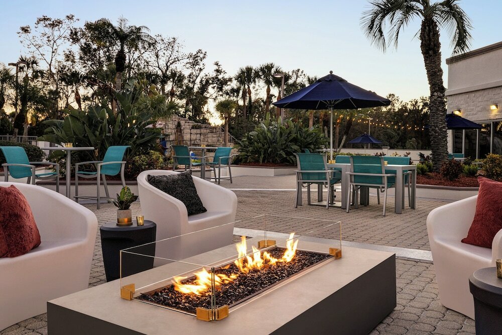 Фото Crowne Plaza Orlando - Lake Buena Vista