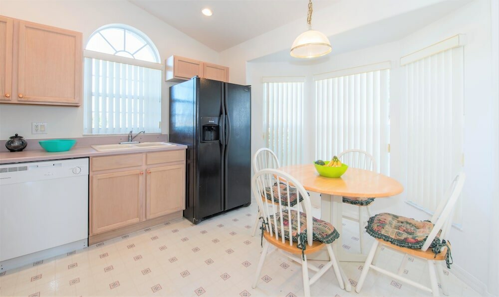 Фото Honey Pot Villa 4 Bedroom