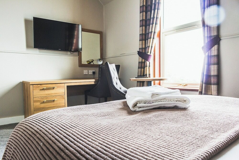 Фото Cove Bay Hotel