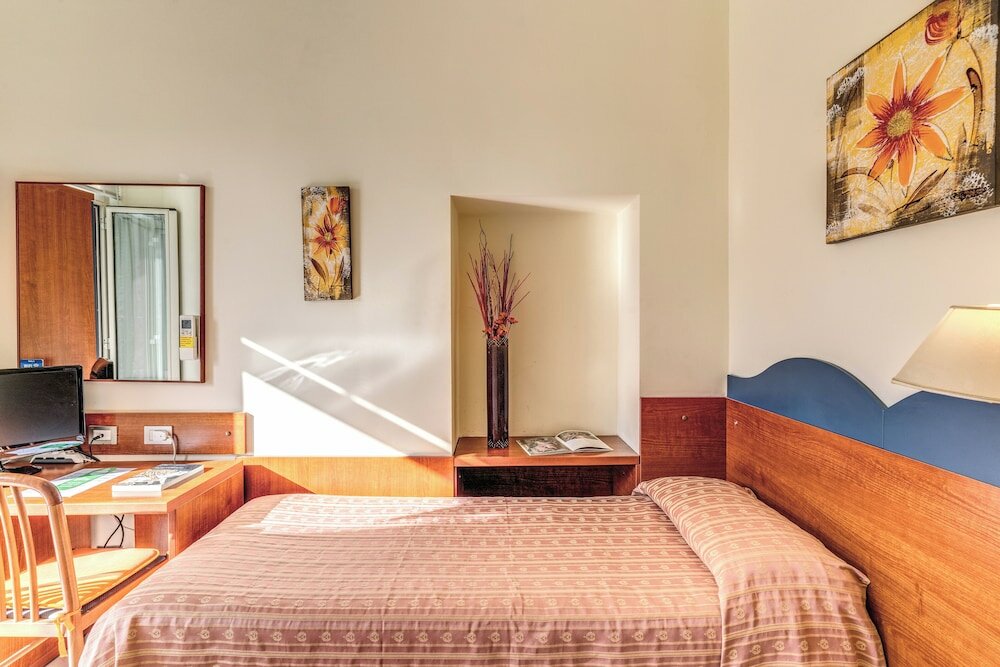 Фото Hotel Katty