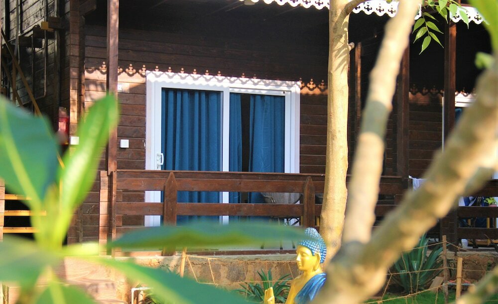 Фото Lotus Sutra