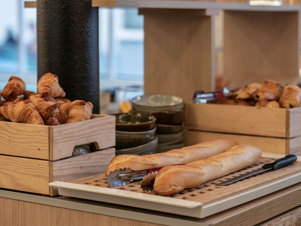 Фото Ibis Styles Paris Montmartre North Hotel