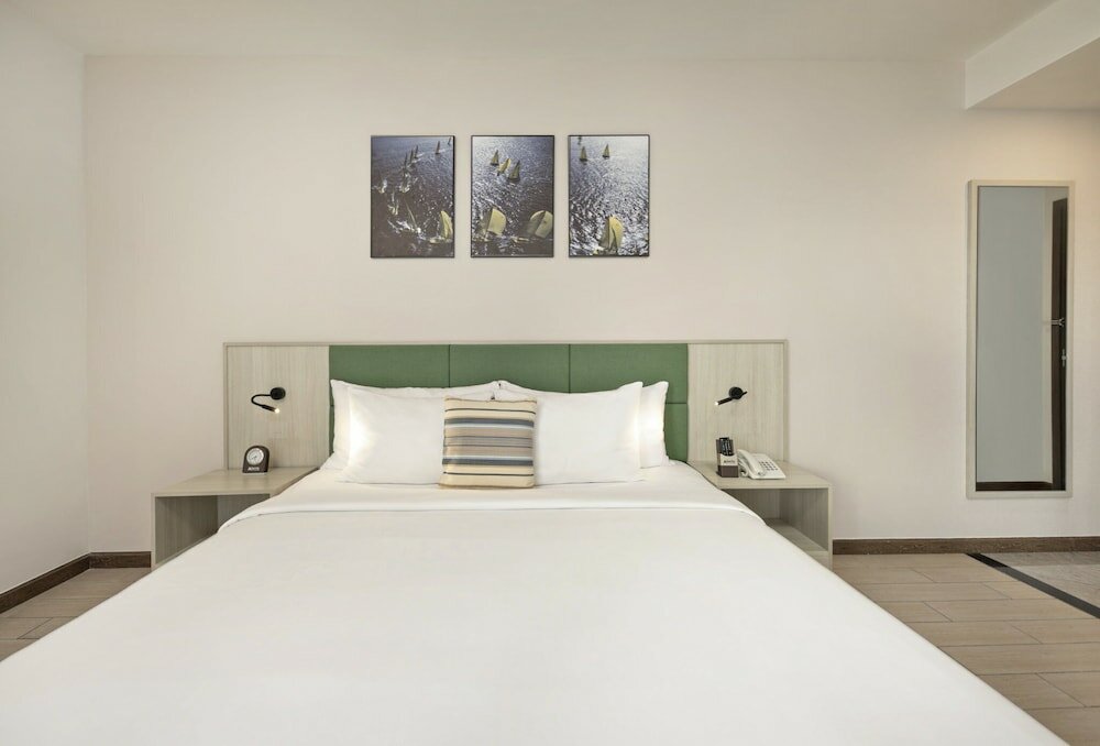 Фото Atlantic Nha Trang Hotel