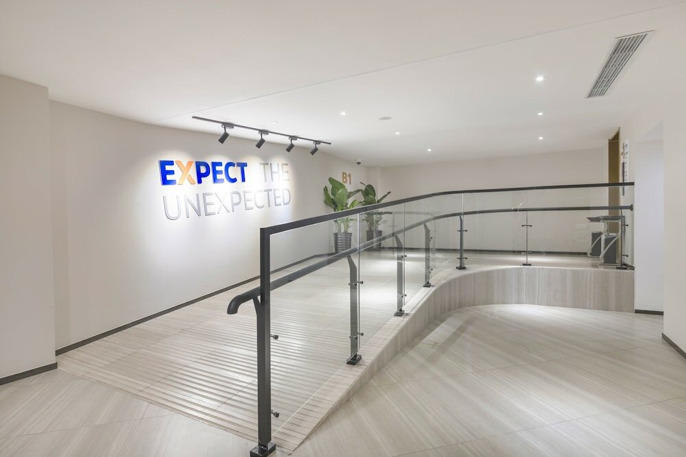 Фото Holiday Inn Express Shanghai Gubei