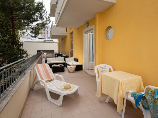 Фото Hotel Cannes Riccione