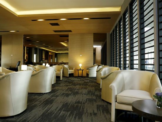 Фото Louis Tavern Hotel