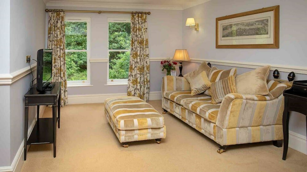 Фото The Dower House Hotel