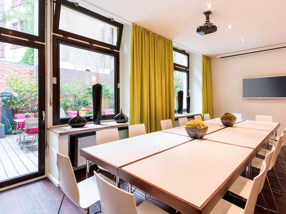 Фото Отель Ibis Styles Frankfurt City