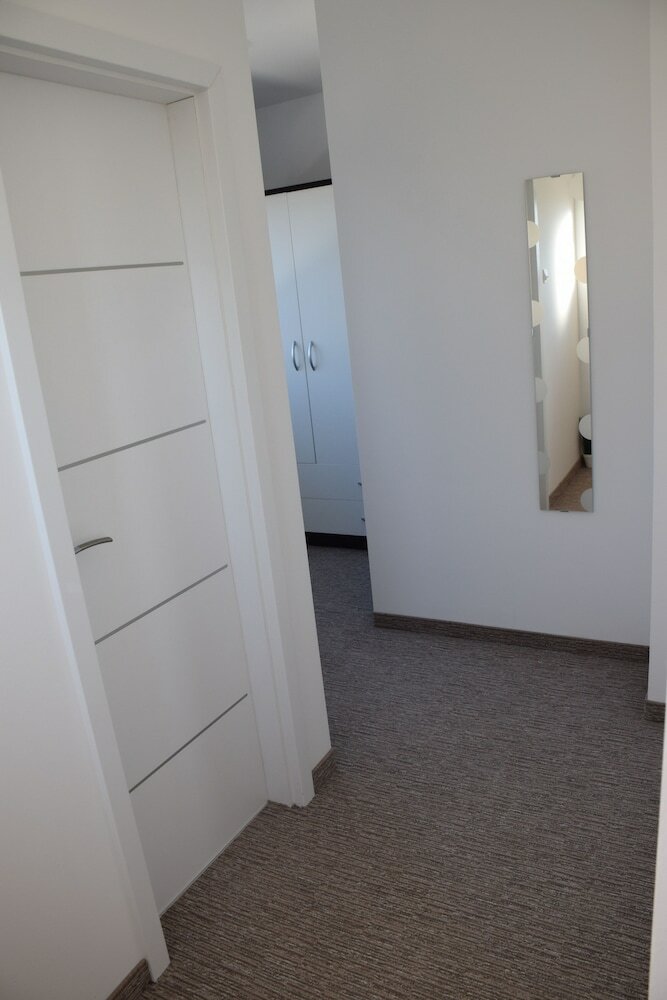 Фото Отель London Rooms Zagreb Airport