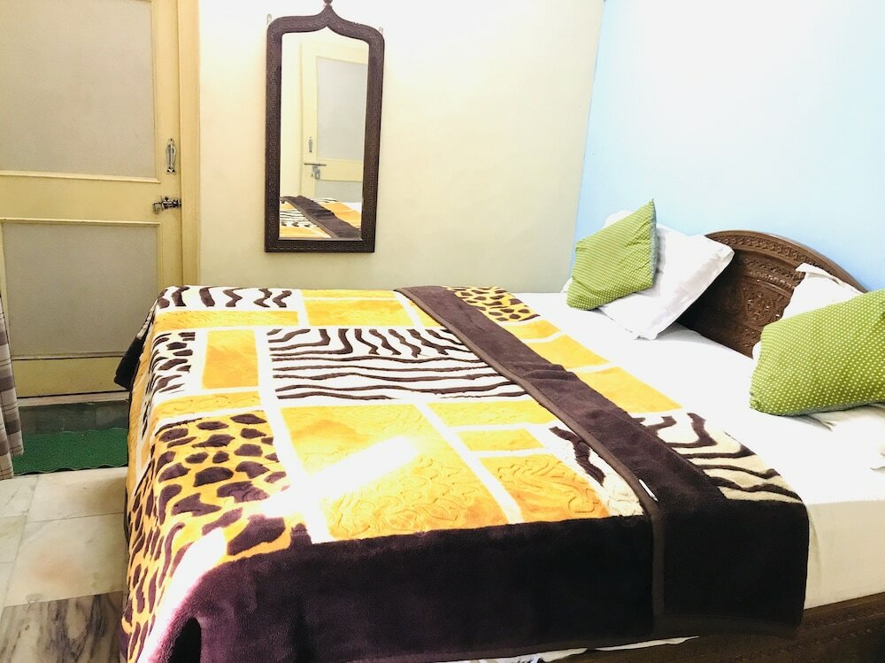 Фото Hotel Golden City