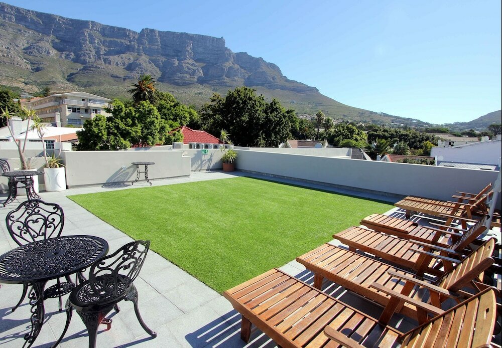 Фото The Three Boutique Hotel